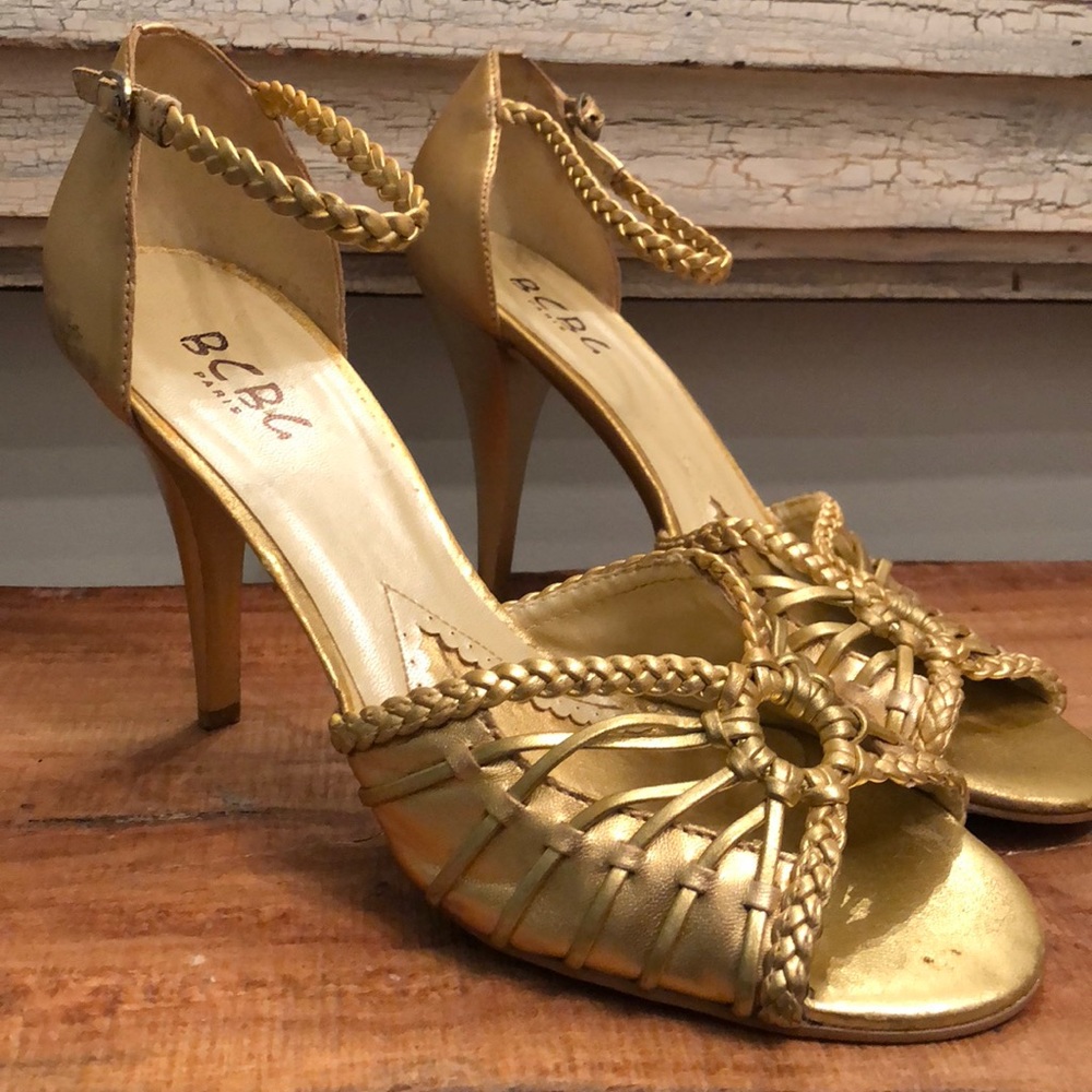 BCBG heels